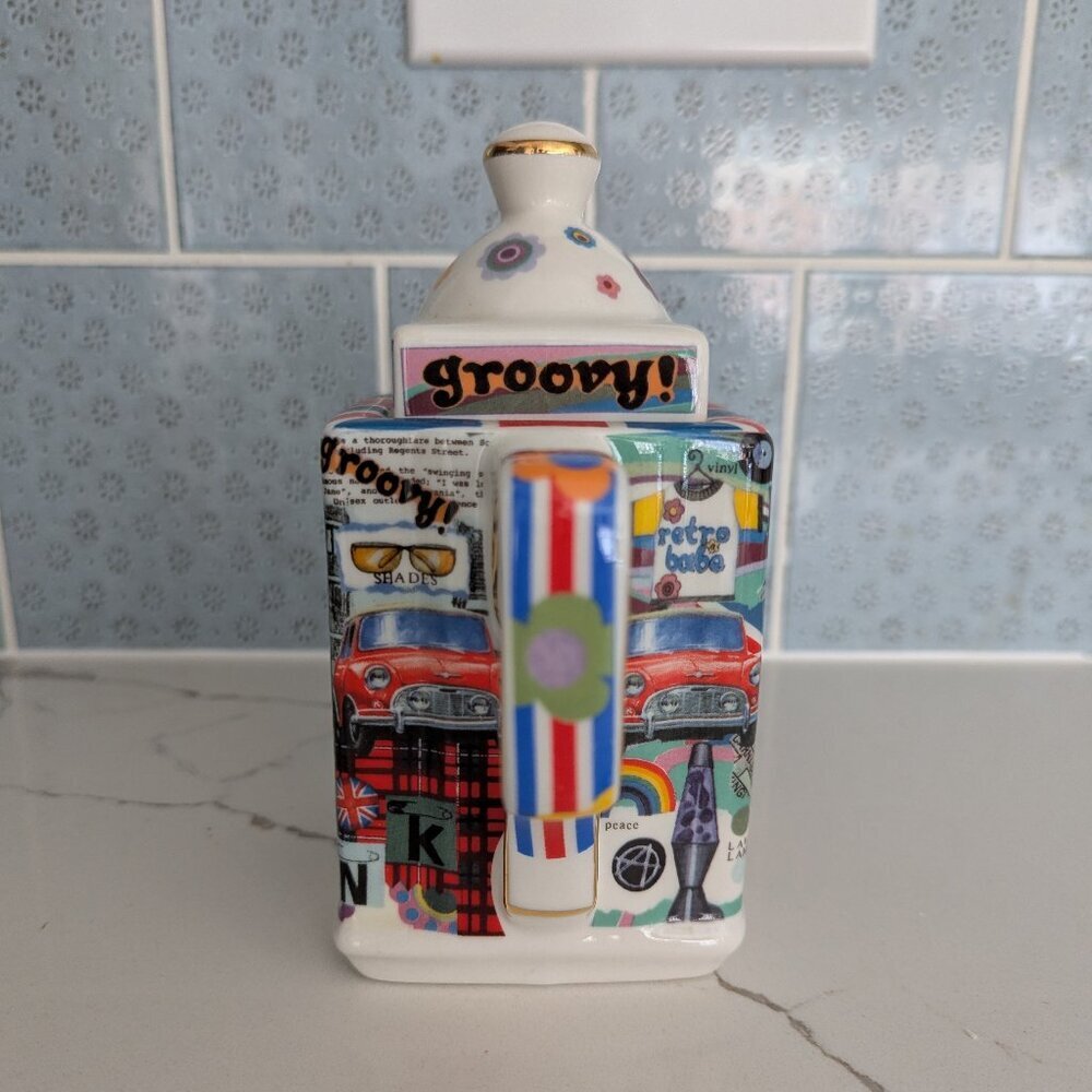 James Sadler British Teapot Famous Streets Carnaby Collectible - Picture 5 of 10